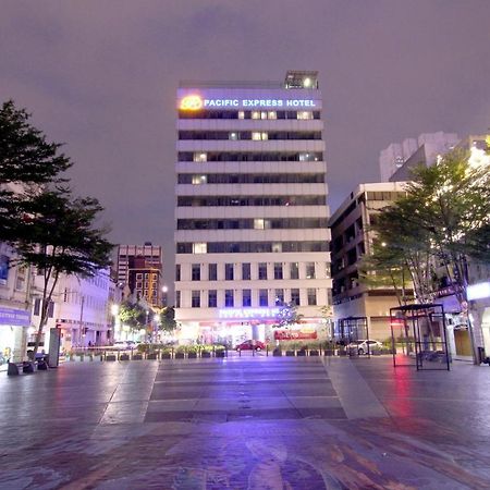 แปซิฟิค เอ็กซ์เพรส โฮเต็ล เซ็นทรัล มาร์เก็ต Hotel กัวลาลัมเปอร์ ภายนอก รูปภาพ