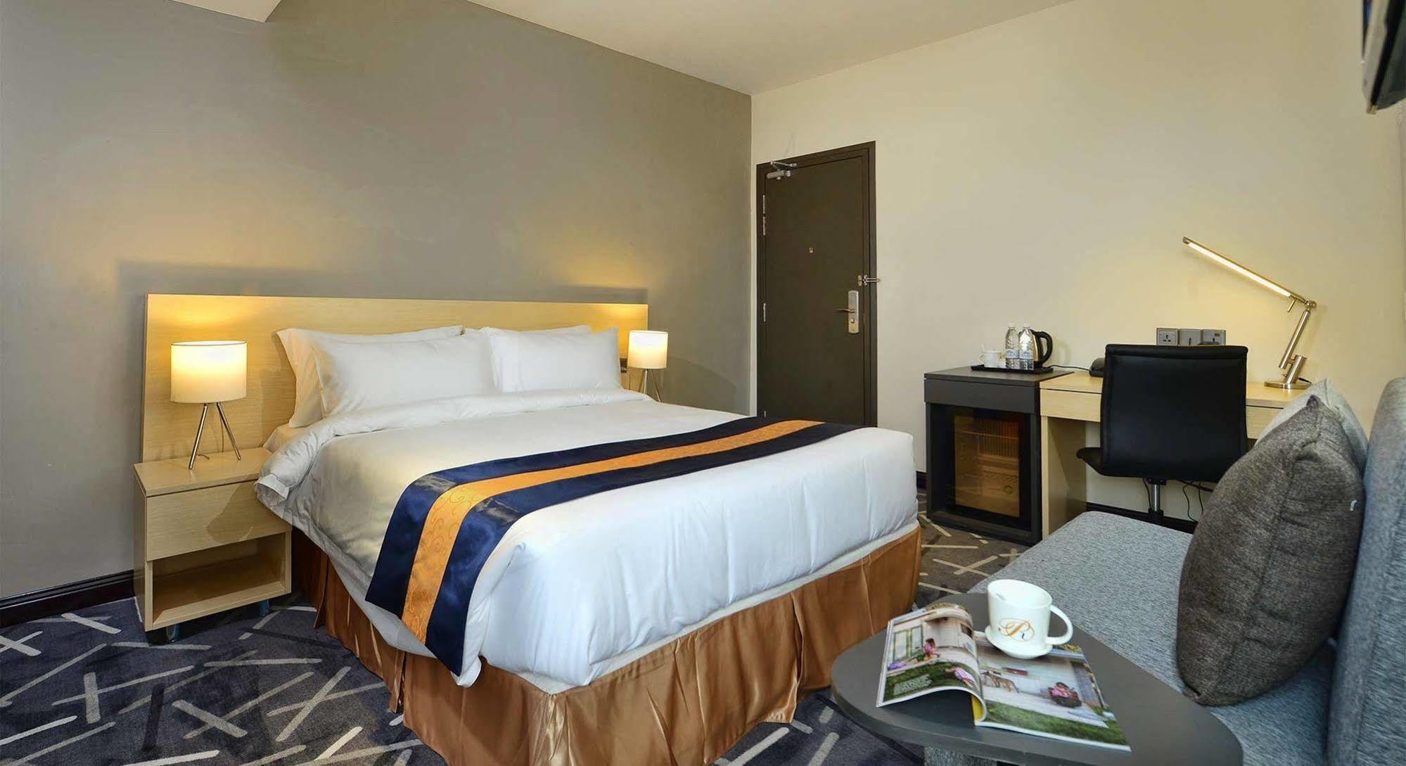 แปซิฟิค เอ็กซ์เพรส โฮเต็ล เซ็นทรัล มาร์เก็ต Hotel กัวลาลัมเปอร์ ภายนอก รูปภาพ